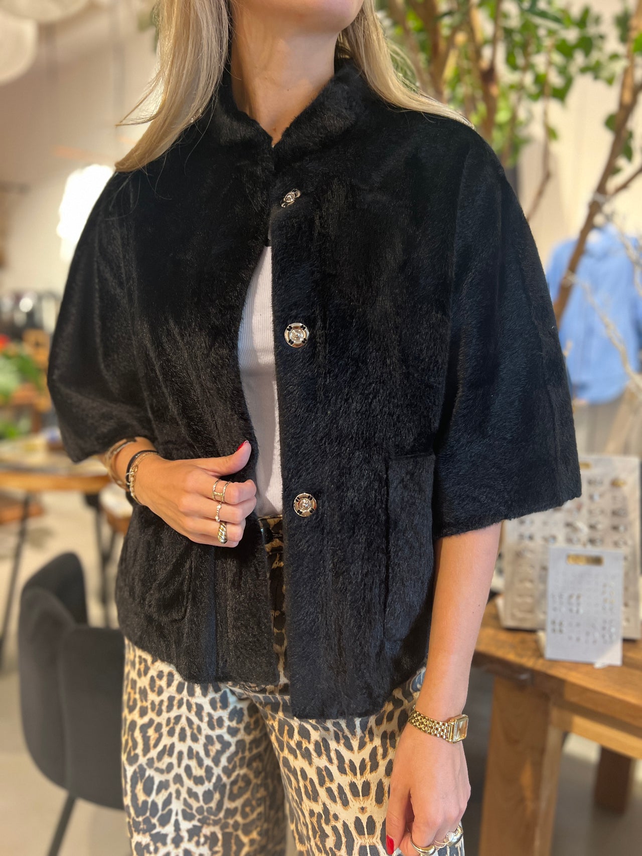 Rino en Pelle faux fur cape black